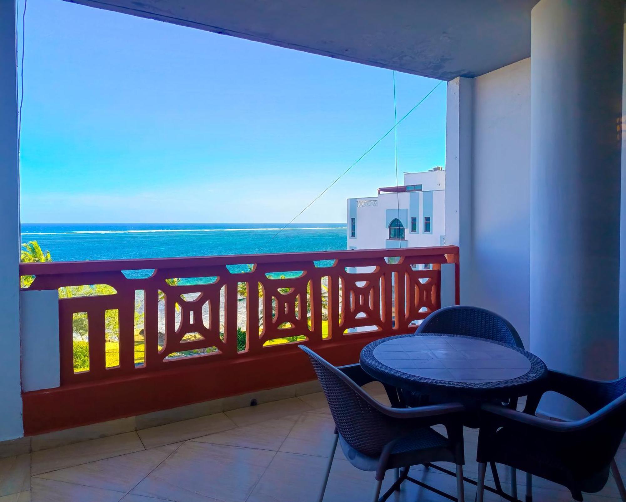 Ivory Beachfront Stays มอมบาซา ภายนอก รูปภาพ